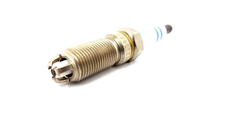 Spark Plug - Triple Electrode Z22SE