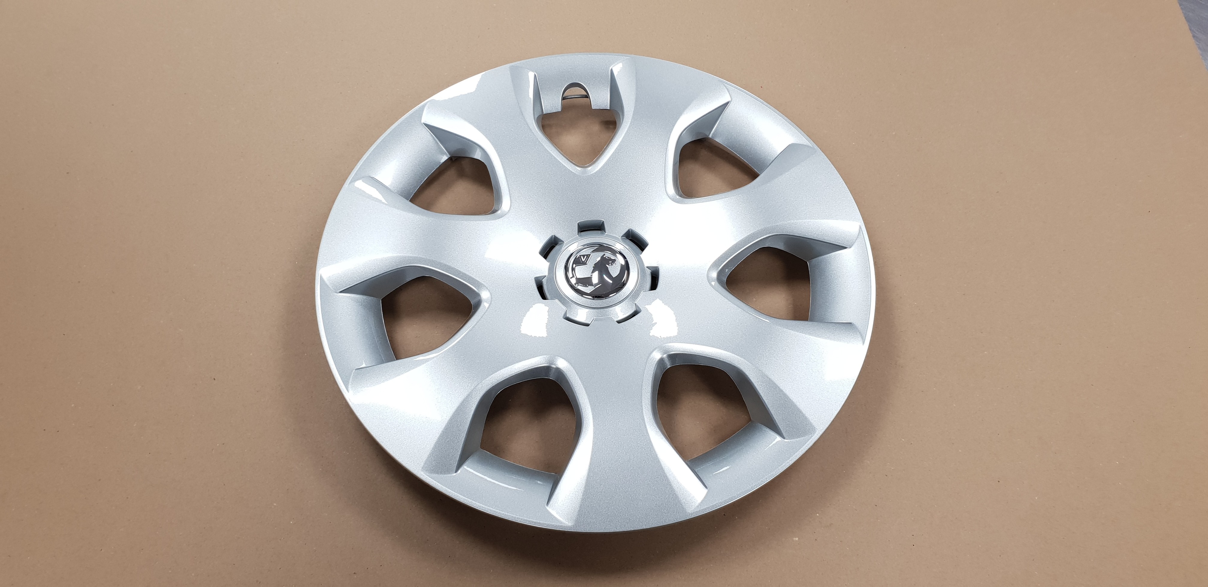 genuine vauxhall meriva 15 inch wheel trims